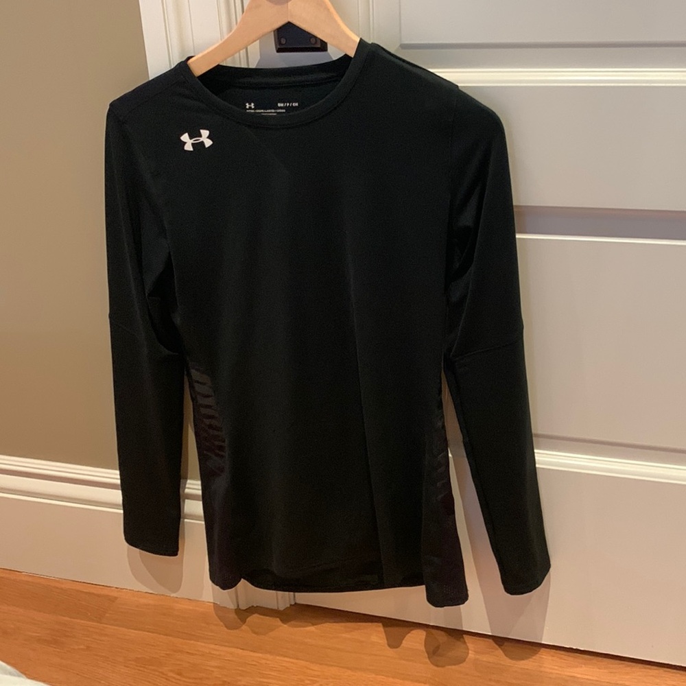 Heat gear under armour long sleeve T-shirt